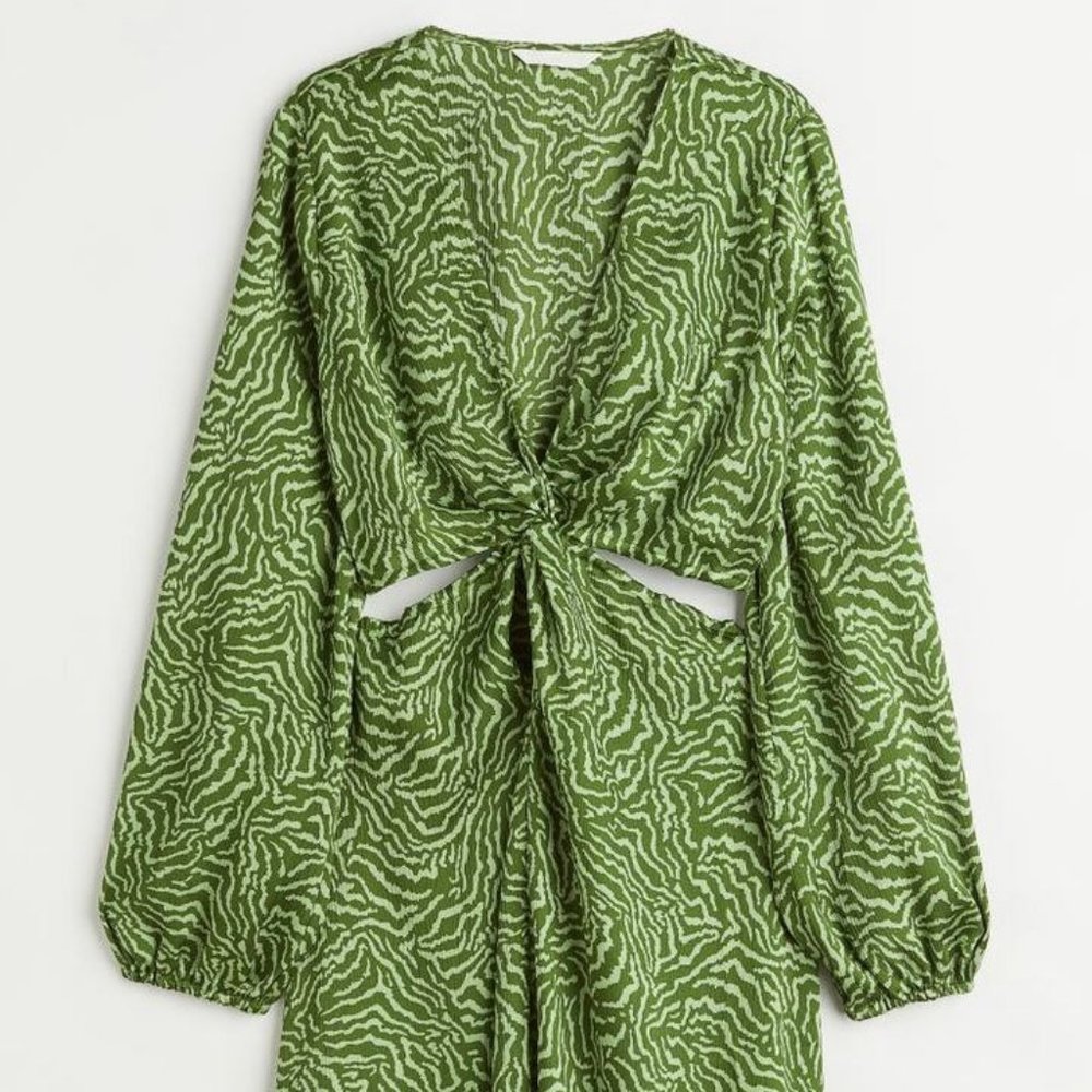 Plus Size Green Cut-Out Dress (XXL)